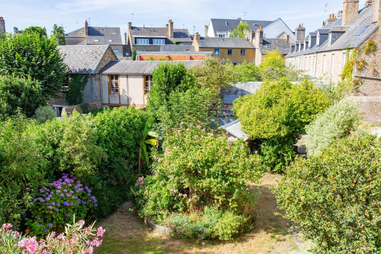 Le 74 Bed & Breakfast Avranches Ngoại thất bức ảnh